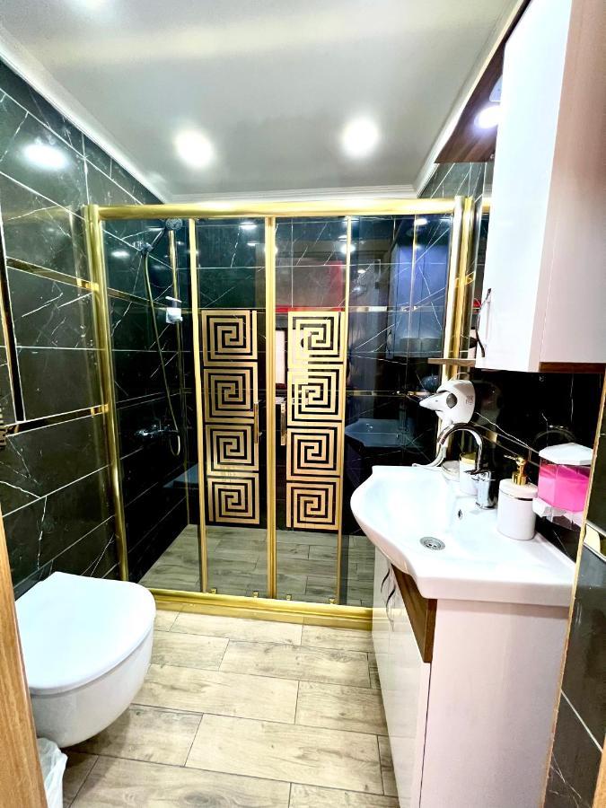 Levent Palace Otel stdyo Istanboel Buitenkant foto