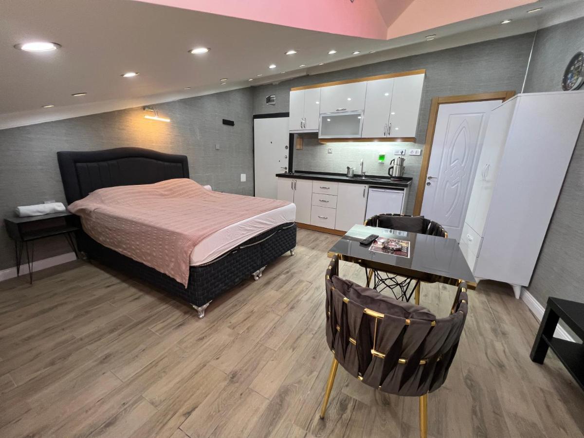 Levent Palace Otel stdyo Istanboel Buitenkant foto