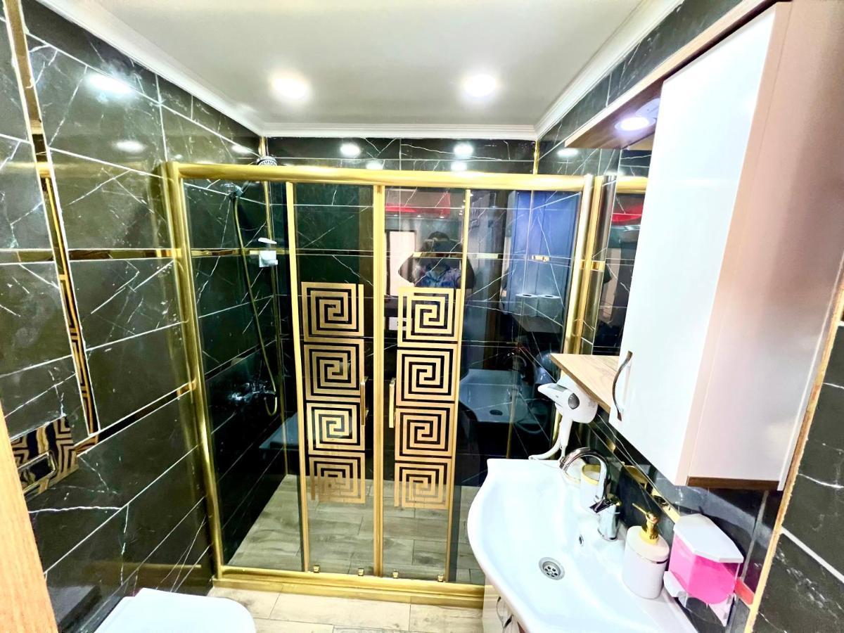 Levent Palace Otel stdyo Istanboel Buitenkant foto
